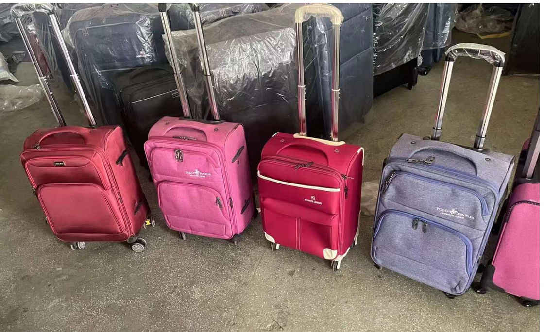 Πιο δημοφιλές Hardside Carry On Suitcase Eva Εφοδιαστικό σύνολο 4 PCs Ταξιδιωτικό τροχόσπιτο Κίνα Εταιρεία αποσκευών