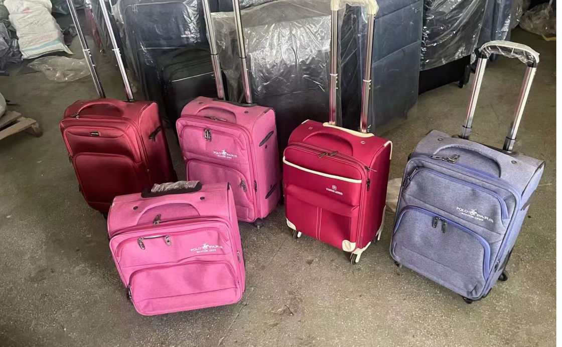 Πιο δημοφιλές Hardside Carry On Suitcase Eva Εφοδιαστικό σύνολο 4 PCs Ταξιδιωτικό τροχόσπιτο Κίνα Εταιρεία αποσκευών